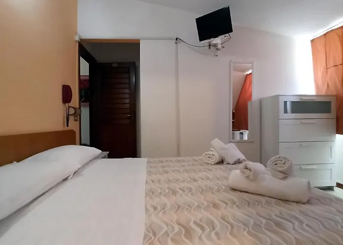 Hotel La Caravella 2*