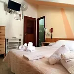 La Caravella Hotell 2*