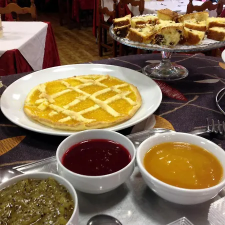 Отель La Caravella 2*