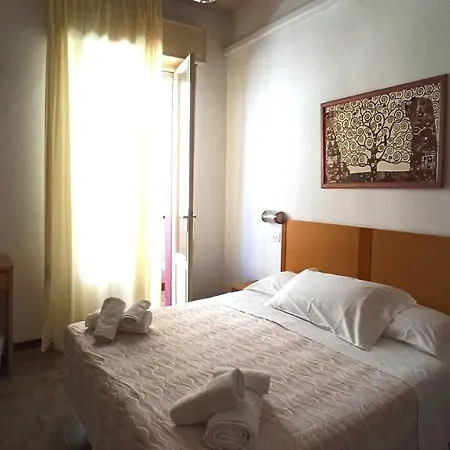 Отель La Caravella 2*