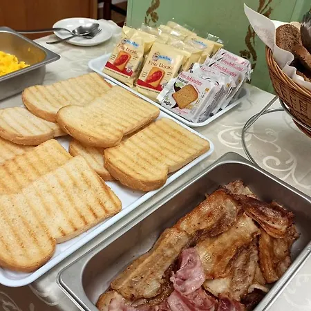 Отель La Caravella Беллария-Иджеа-Марина