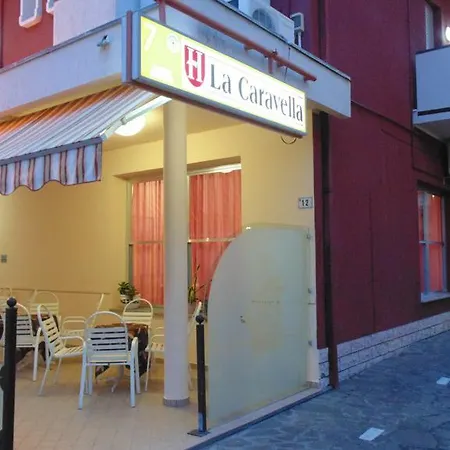 La Caravella ベラーリア・イジェア・マリーナ