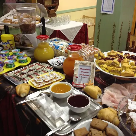 Отель La Caravella Беллария-Иджеа-Марина